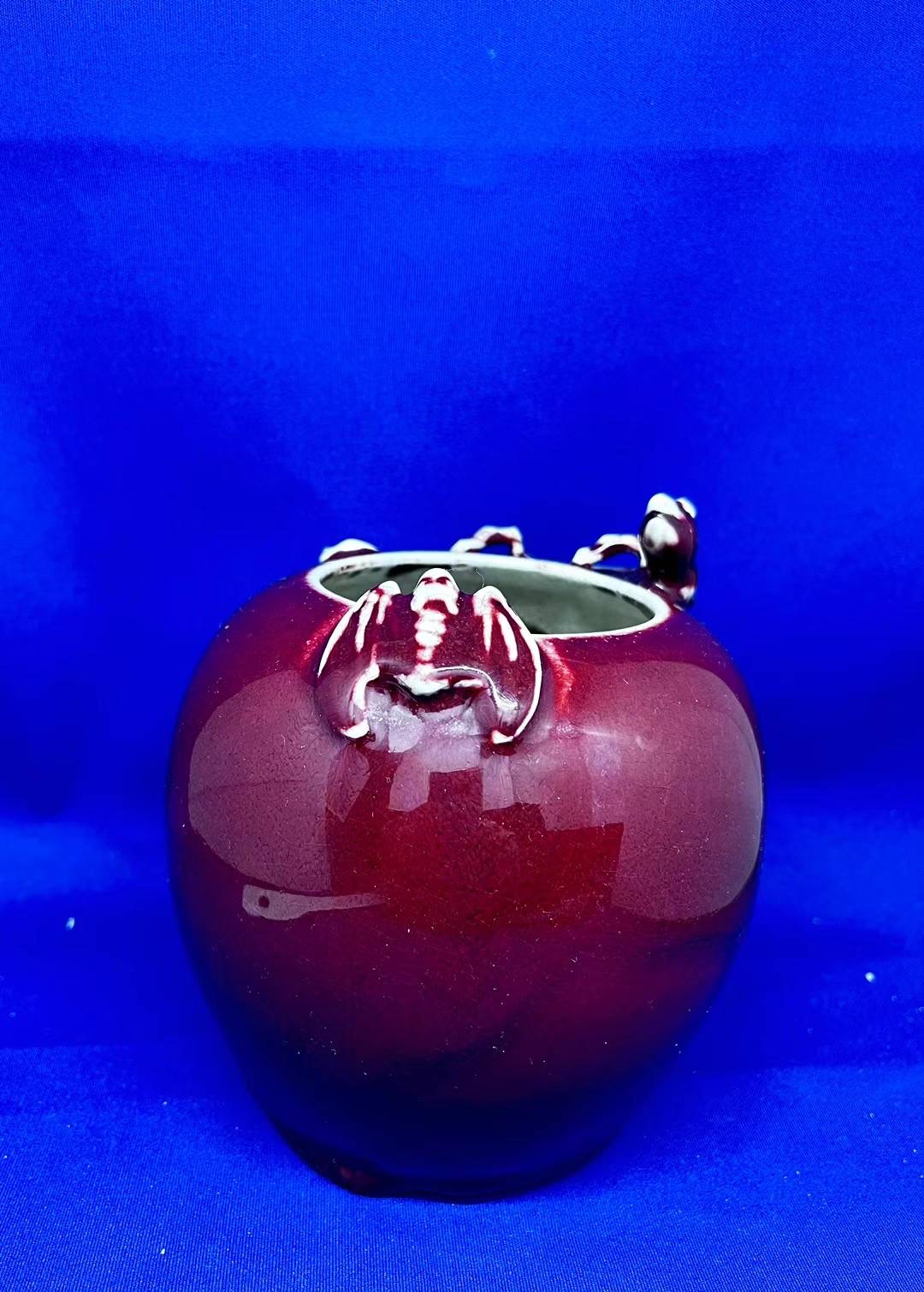 红釉莲子罐 Jade Art Auction Antique and Collectables in BC, Vancouver